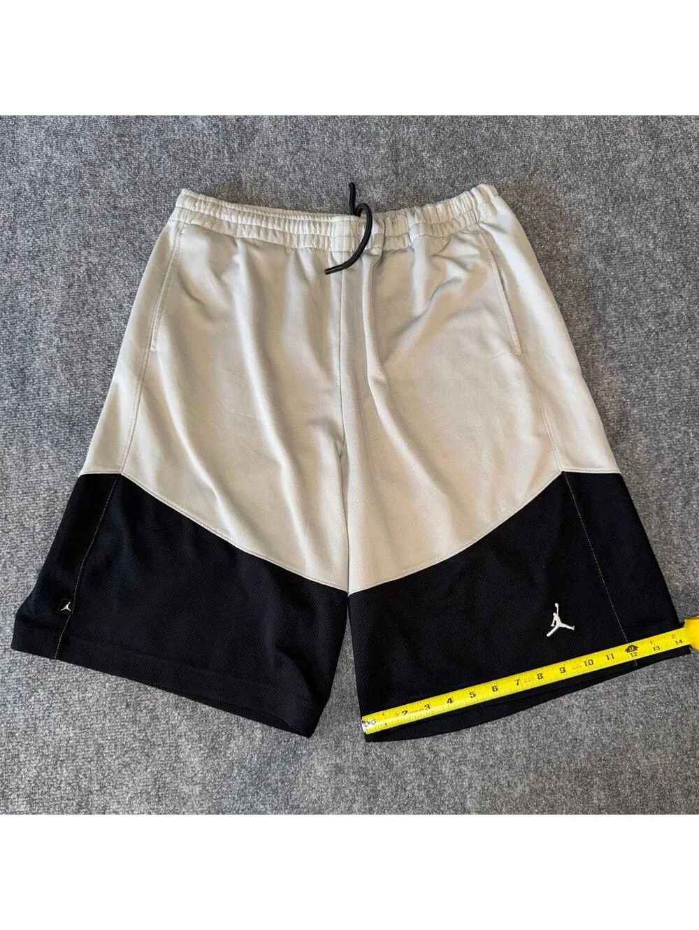Nike Air Jordan Black/White Baggy Hoop Shorts Mens LG Vtg y2k 90s Rare